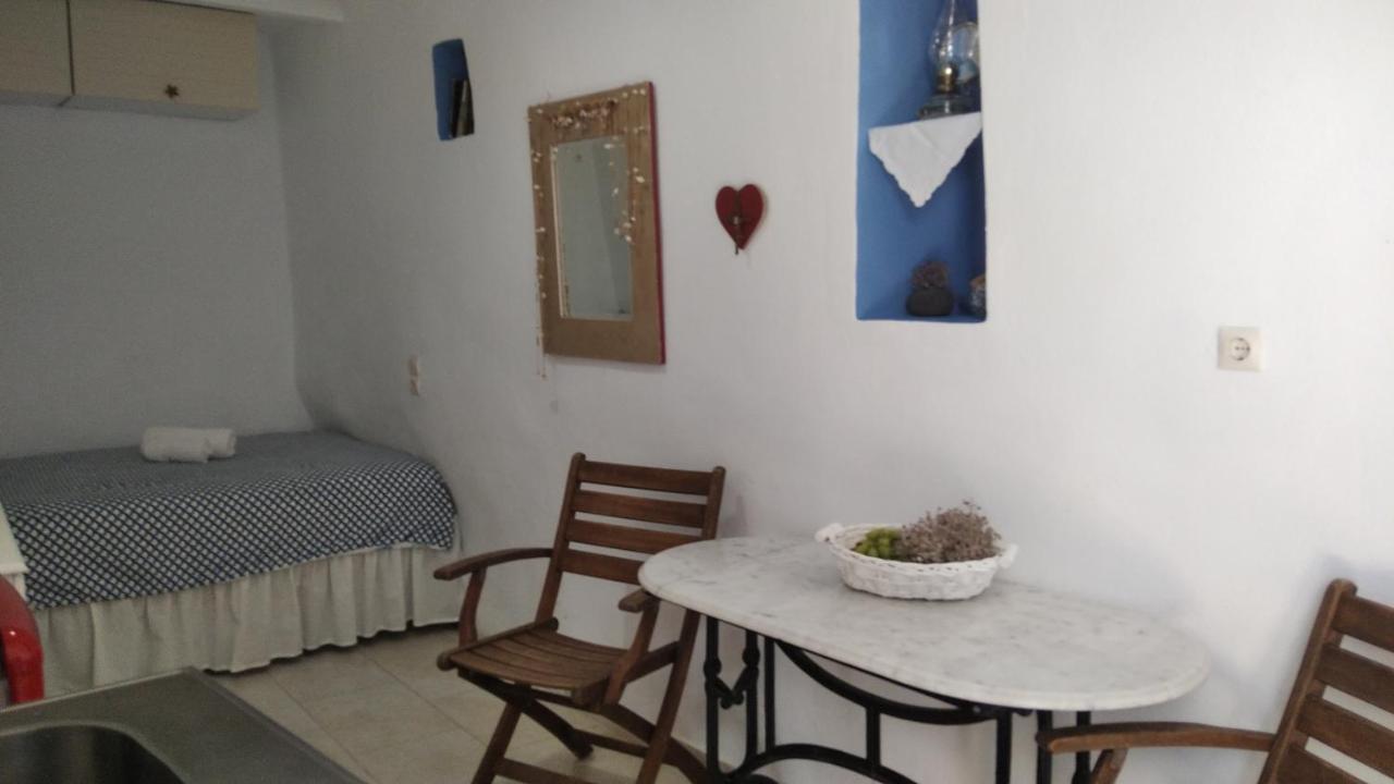 Traditional Renovated House In The Centre Of أنافي المظهر الخارجي الصورة